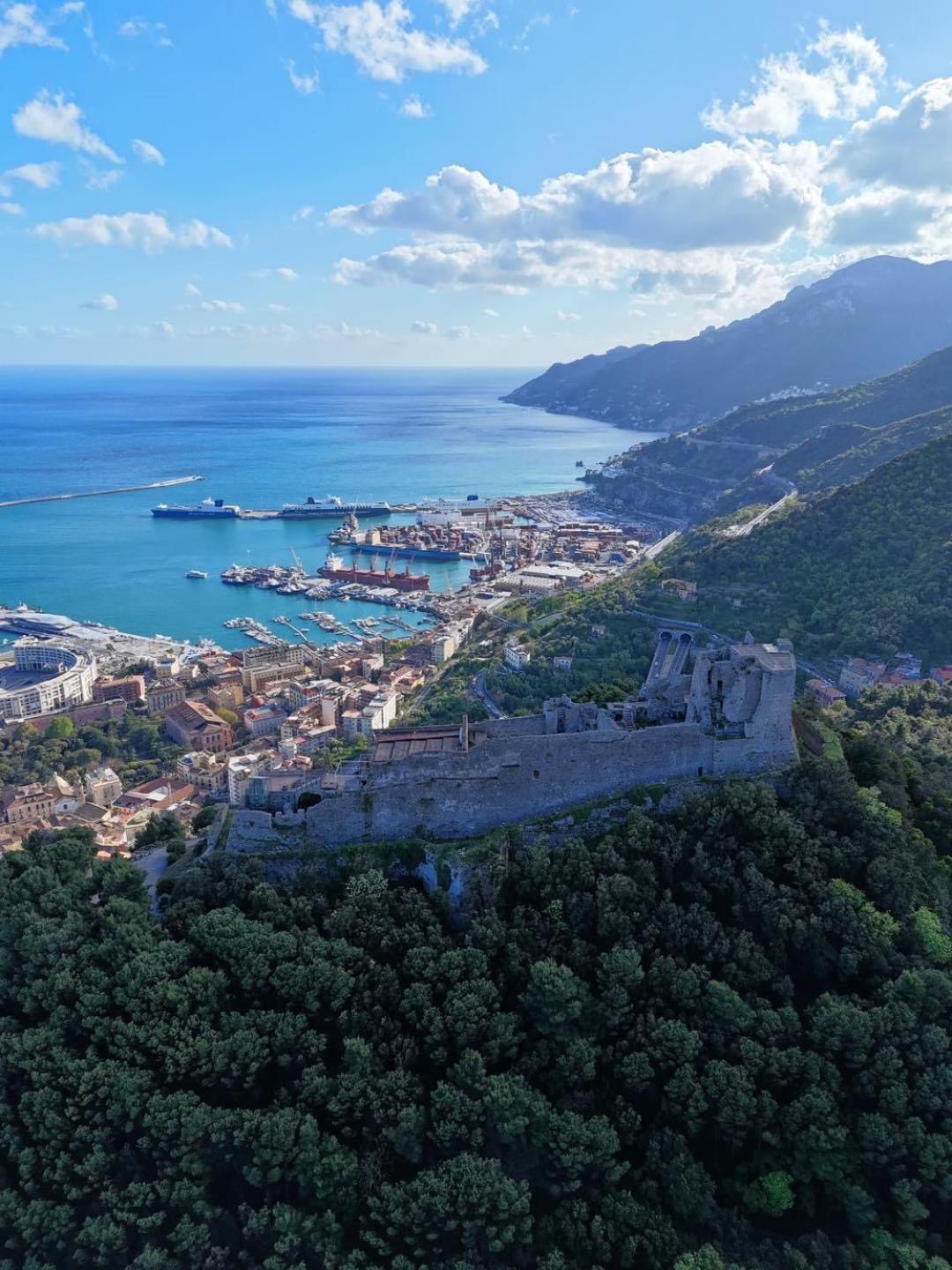 B&B I 7 Mari Σαλέρνο Εξωτερικό φωτογραφία
